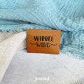 Kunstlederlabel «Wirbelwind» zum Annähen – in der Schweiz lasergraviert
