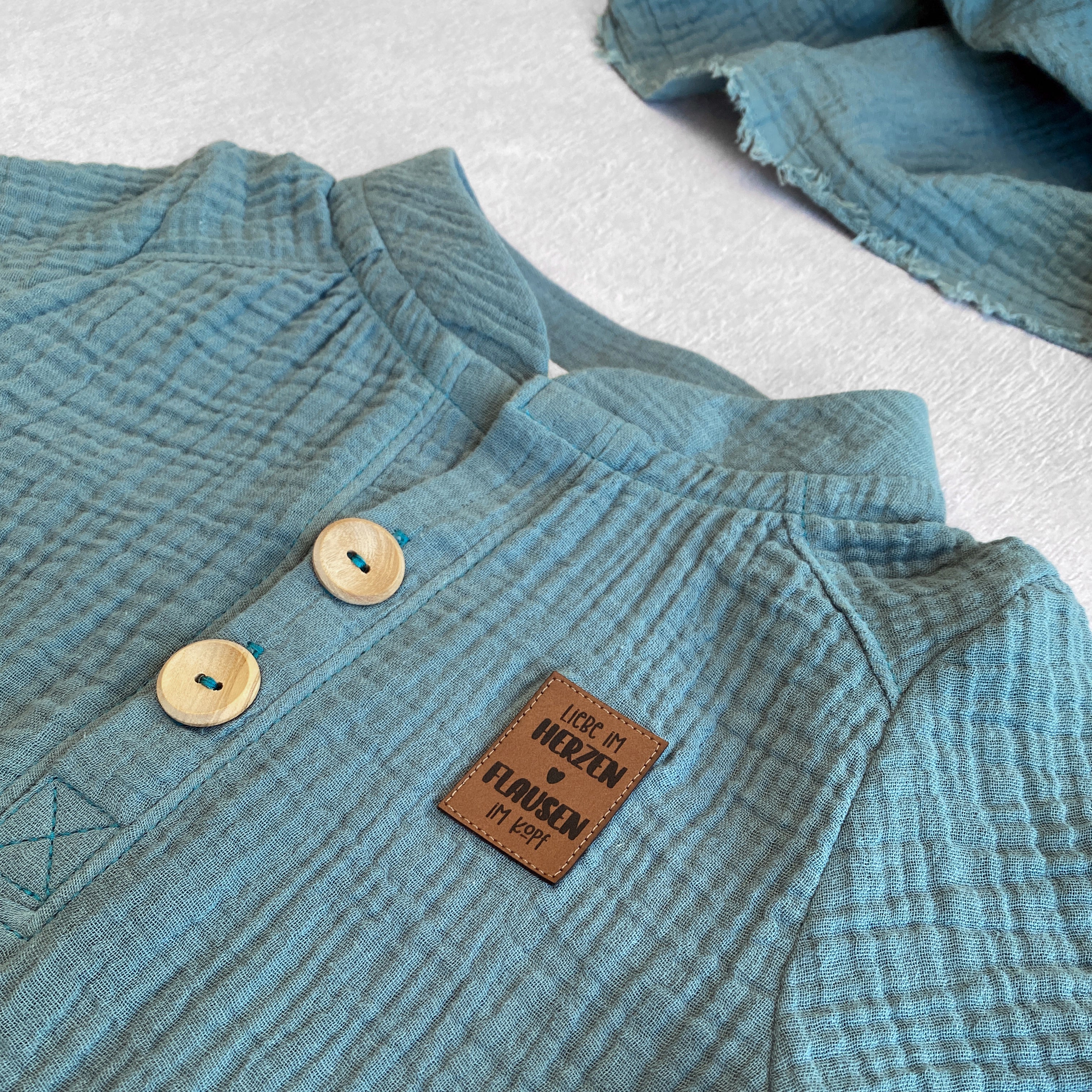 Kunstlederlabel - Liebe im Herzen, Flausen im Kopf